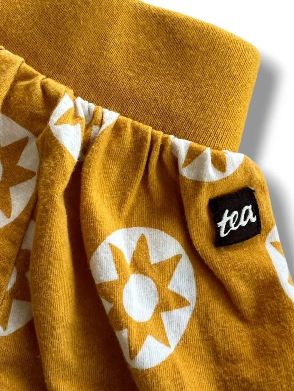 Tea Collection Gold Mustard Yellow White Sun Print Skort Size 2